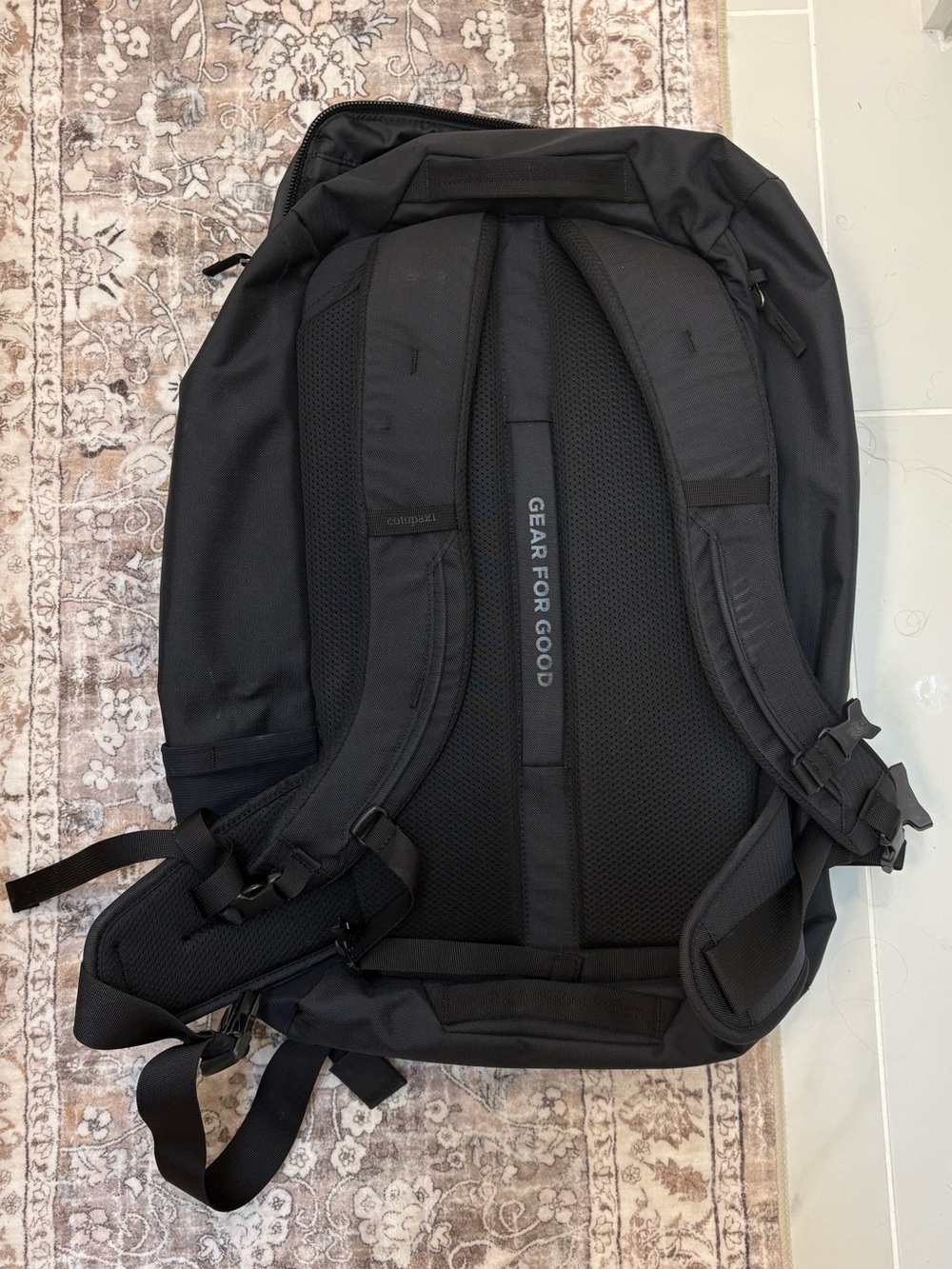 Cotopaxi 42L Travel Pack - Picture 2 of 3